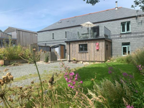 Countryside Retreat in Ancient Stone Barn